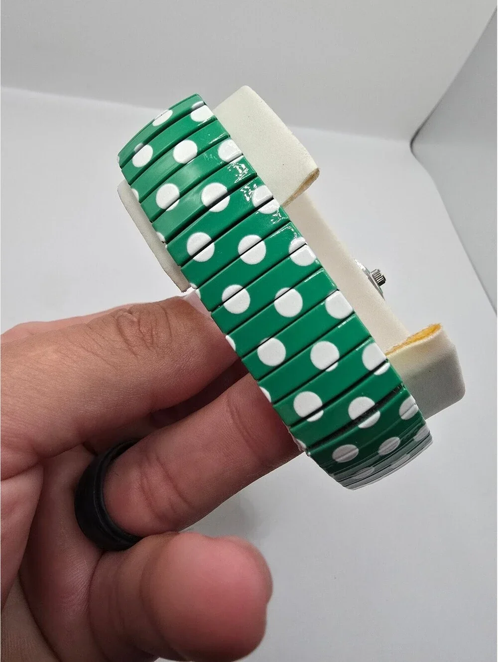 Isaac Mizrahi Live! Women’s Quartz Analog Polka Dot Green Dial Silver Bracelet